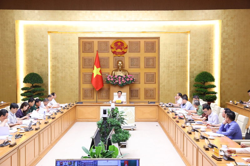 Điều tiết, cân đối thị trường bất động sản, bảo đảm chỗ ở cho người dân