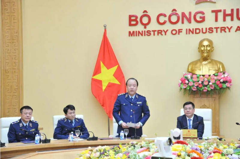 Năm 2025 tiếp tục ưu tiên nhiệm vụ chống hàng giả trên thương mại điện tử
