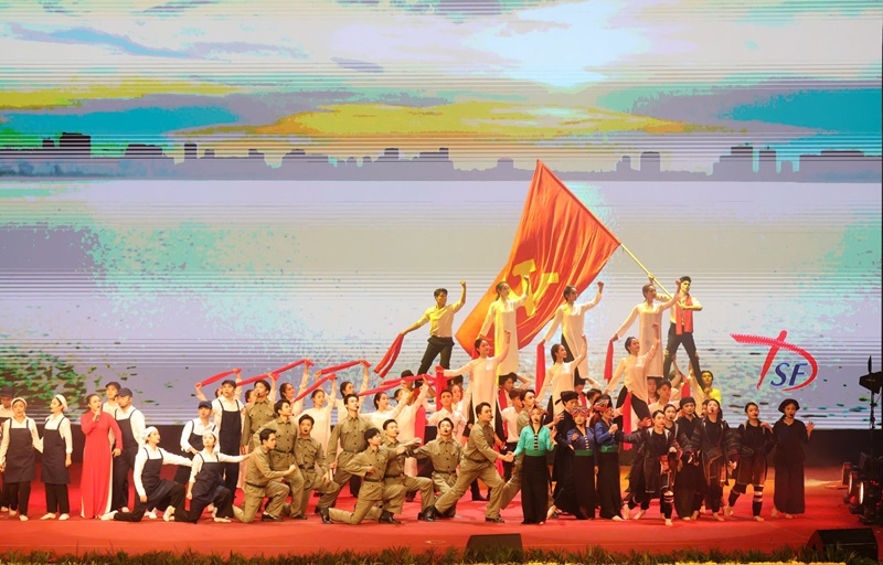 Thủ đô Hà Nội văn hiến, nơi hội tụ, kết tinh, tỏa sáng giá trị cao quý của dân tộc