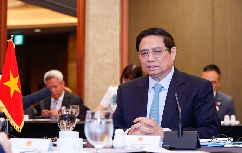 Thủ tướng dự tọa đàm với chuyên gia, nhà khoa học bán dẫn, trí tuệ nhân tạo của Hàn Quốc