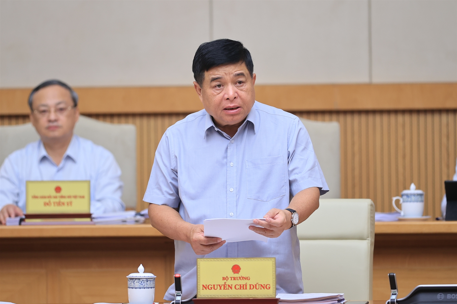 Thủ tướng: Phấn đấu tăng trưởng GDP năm 2024 khoảng trên 7%