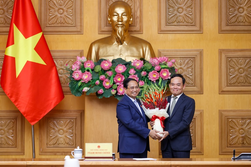 Thủ tướng Phạm Minh Chính giao nhiệm vụ cho 3 Phó Thủ tướng và 2 Bộ trưởng