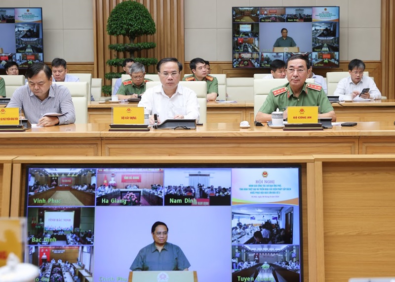 Thủ tướng chủ trì Hội nghị khắc phục hậu quả bão số 3