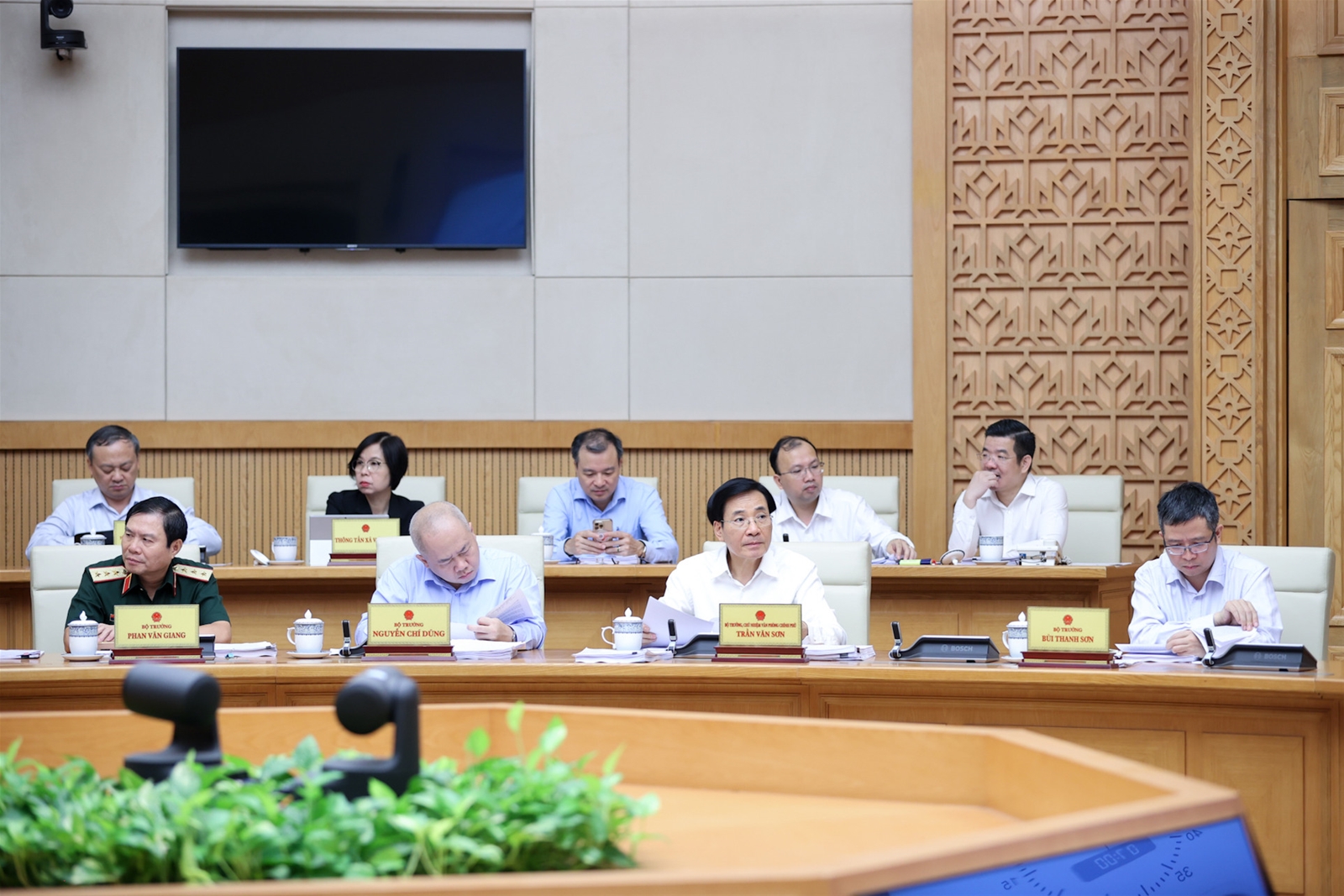 Thủ tướng Phạm Minh Chính: Các quy định phải khả thi, tháo gỡ được khó khăn, vướng mắc, huy động mọi nguồn lực phát triển