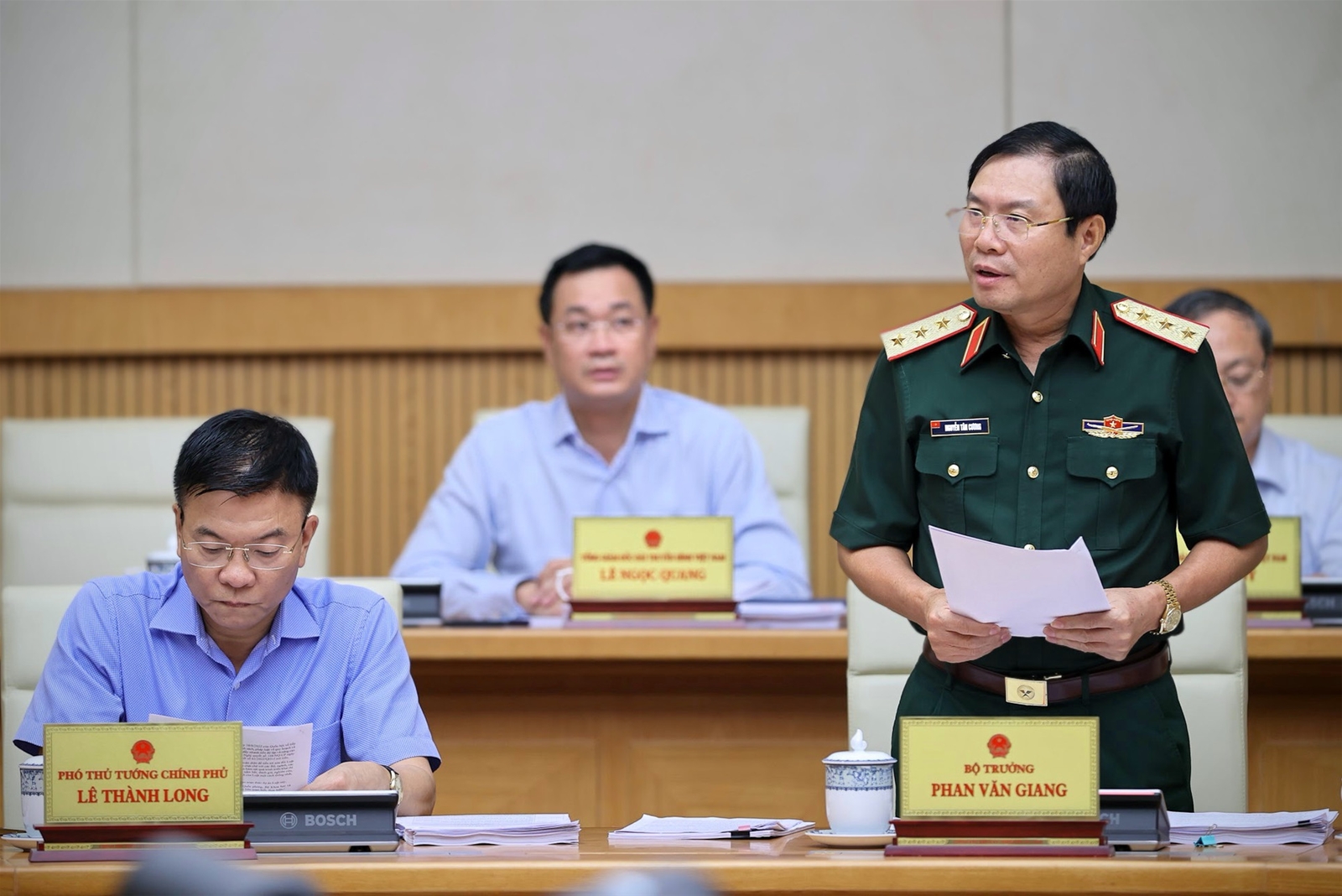 Thủ tướng Phạm Minh Chính: Các quy định phải khả thi, tháo gỡ được khó khăn, vướng mắc, huy động mọi nguồn lực phát triển