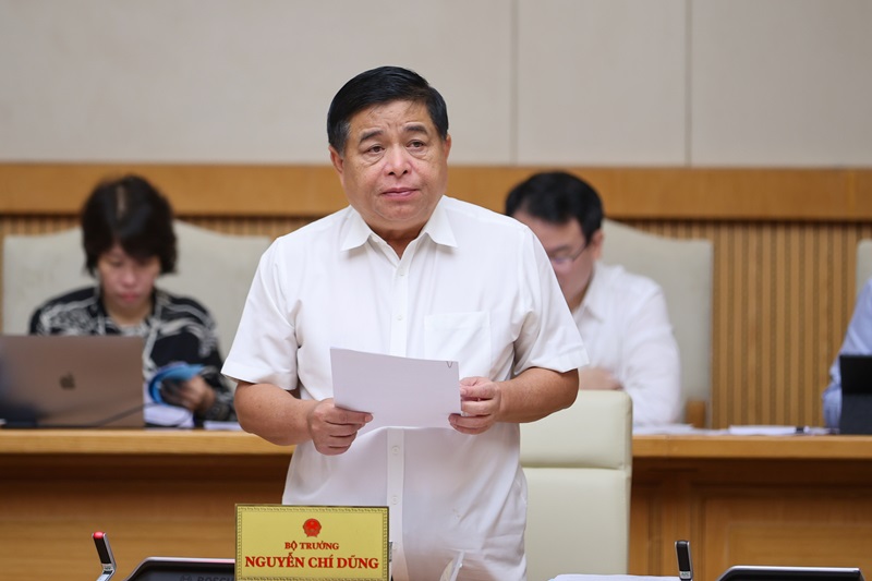 Thủ tướng: Pháp luật phải vừa quản lý chặt chẽ, vừa kiến tạo phát triển