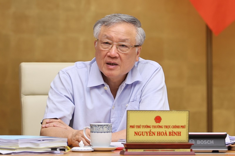 Thủ tướng: Pháp luật phải vừa quản lý chặt chẽ, vừa kiến tạo phát triển