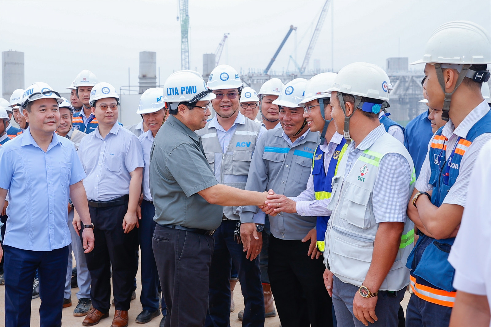 Thủ tướng: Sân bay Long Thành phải hoàn thành trong năm 2025, không thể chậm hơn