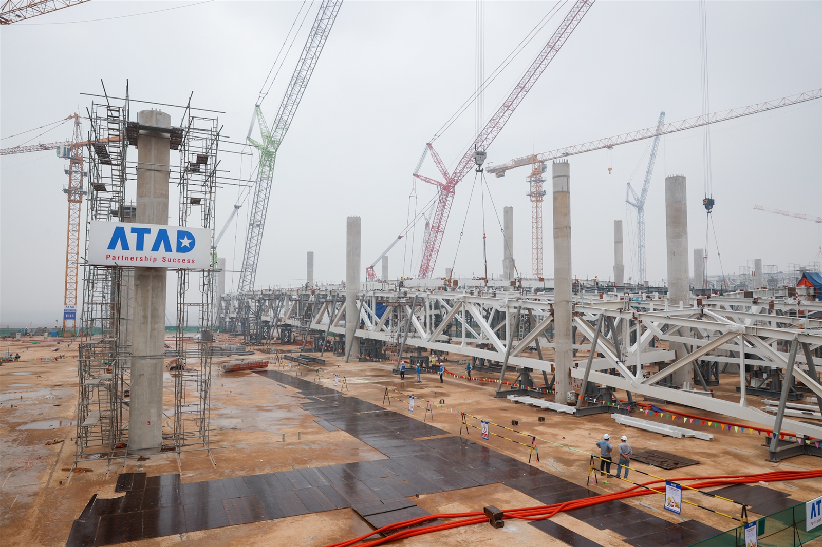 Thủ tướng: Sân bay Long Thành phải hoàn thành trong năm 2025, không thể chậm hơn