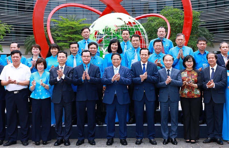 Thủ tướng: Phải có bước đột phá về nhà ở cho người lao động trong thời gian tới