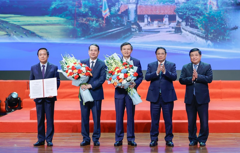 Thủ tướng chỉ rõ những 'tài sản vô giá' để Ninh Bình bứt phá, phát triển nhanh, bền vững