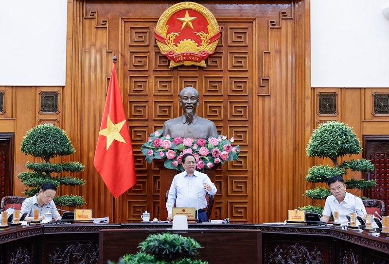 Thủ tướng Phạm Minh Chính chủ trì cuộc họp về 3 dự án luật thuế và quản lý vốn