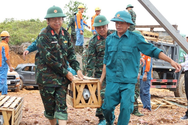 Thủ tướng: Khánh thành đường dây 500 kV mạch 3 vào dịp Quốc khánh năm nay