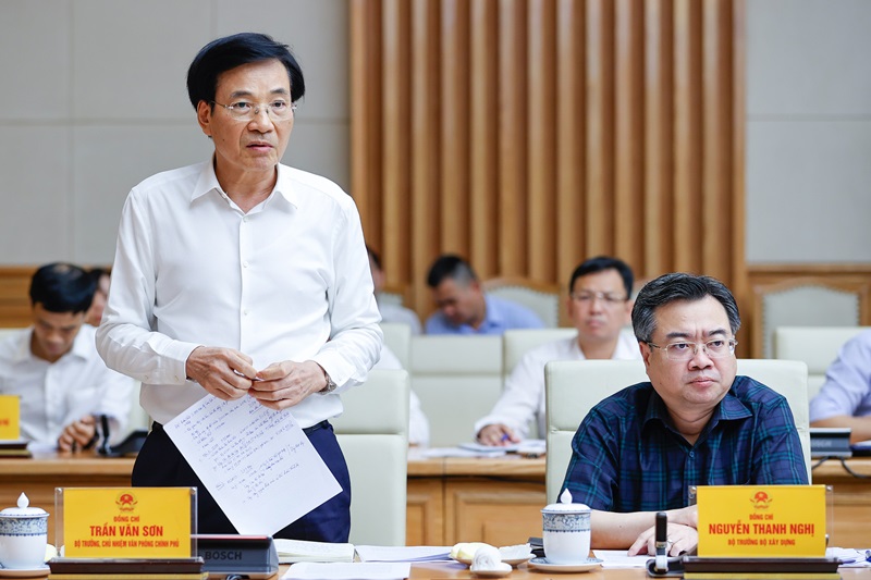 Thủ tướng: Tăng tốc, bứt phá để hoàn thành thêm 1.200 km cao tốc vào năm 2025