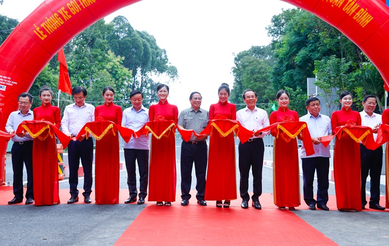 Thủ tướng kiểm tra, đốc thúc hoàn thành nhà ga T3 Tân Sơn Nhất vào 30/4/2025