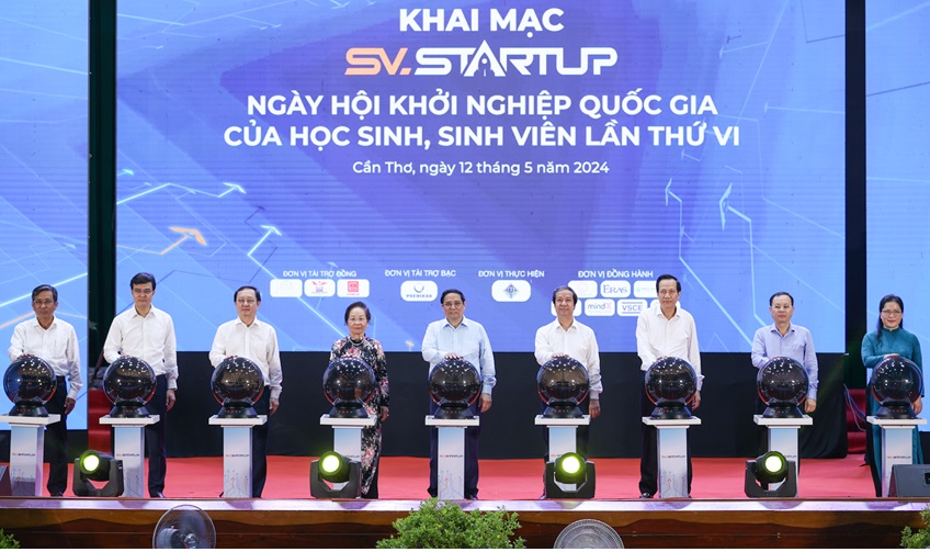 Thủ tướng khích lệ thế hệ trẻ 'gen Z' dũng cảm khởi nghiệp, đổi mới sáng tạo