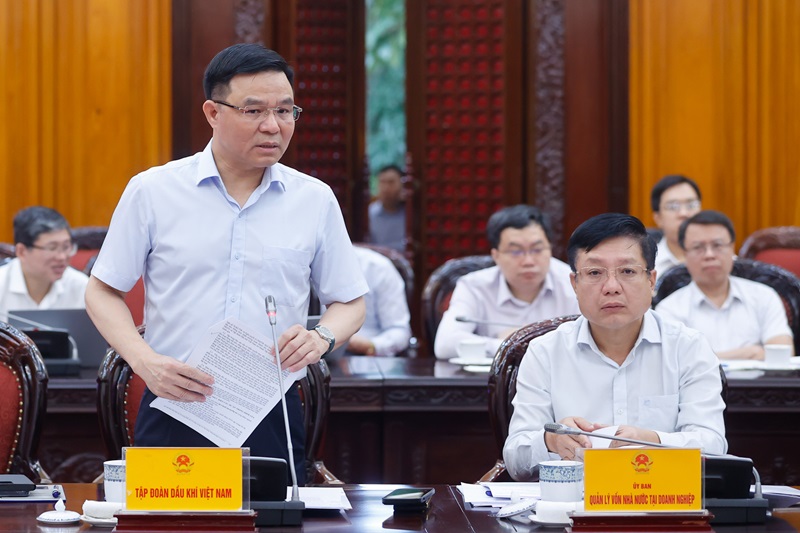 Thủ tướng: Dứt khoát không để thiếu điện năm 2025 trong bất cứ hoàn cảnh nào