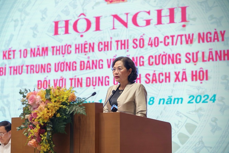 Thủ tướng: Tăng cường nguồn lực tín dụng xã hội để ‘tất cả cùng phát triển’, ‘không ai bị bỏ lại phía sau’