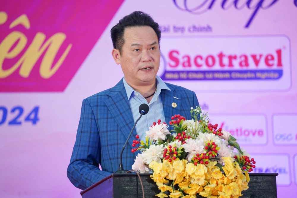 Trao xuân yêu thương cho 3.000 em nhỏ khó khăn