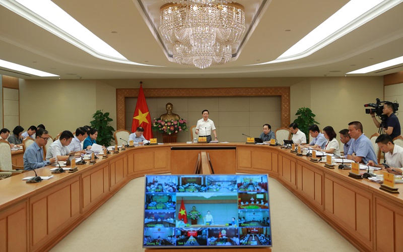 Khẩn trương hoàn thiện nghị định về tiền thuê đất, tiền sử dụng đất