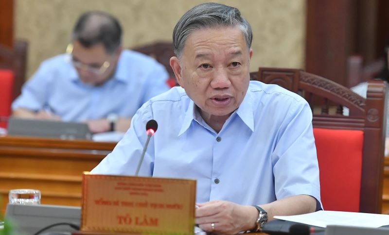 Chính phủ, các bộ, ngành, địa phương tiếp tục huy động tối đa nguồn lực và các lực lượng để ứng phó, hạn chế thấp nhất thiệt hại có thể xảy ra