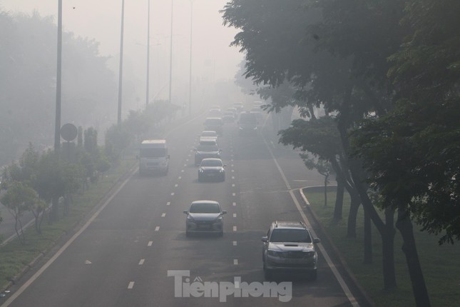 Bầu trời TPHCM sẽ còn mịt mù đến qua Tết Nguyên đán