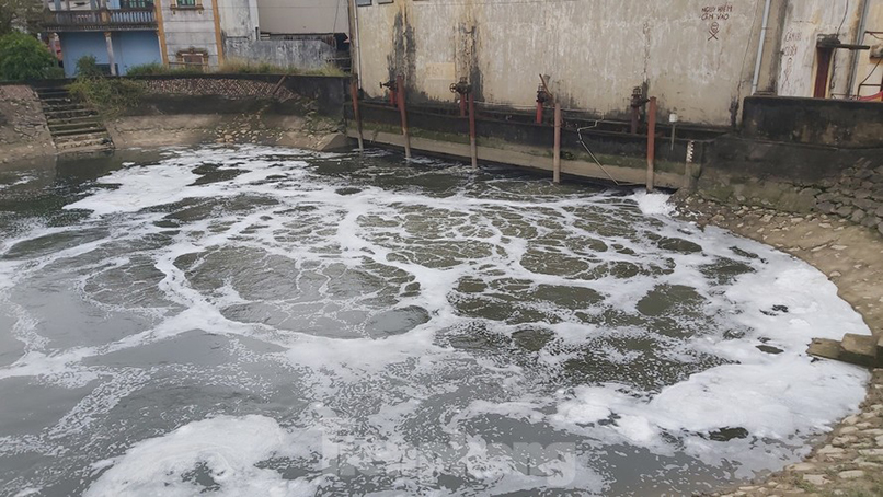 Bắc Ninh: Kênh Tào Khê kêu cứu, cơ quan chức năng vào cuộc