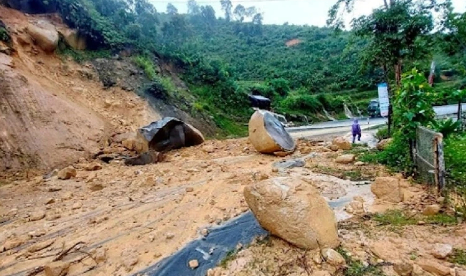 Bảo đảm chất lượng bản tin dự báo, cảnh báo thiên tai do mưa lớn, sạt lở và hạn hán khu vực Tây Nguyên