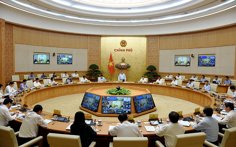 Ưu tiên ổn định kinh tế vĩ mô, kiểm soát lạm phát, bảo đảm các cân đối lớn của nền kinh tế