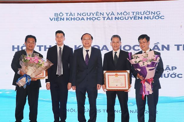 Đẩy mạnh nghiên cứu khoa học trong lĩnh vực tài nguyên nước