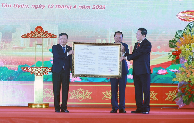 Công bố Nghị quyết thành lập TP. Tân Uyên (tỉnh Bình Dương)