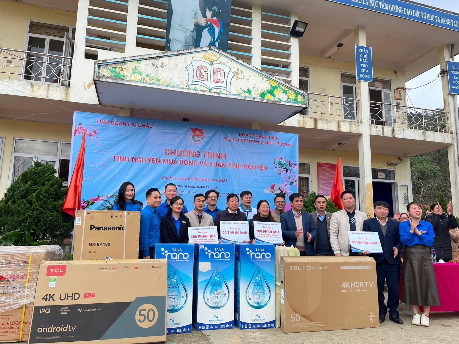 Đoàn thanh niên Bộ TN&MT tổ chức Xuân tình nguyện tại Lai Châu