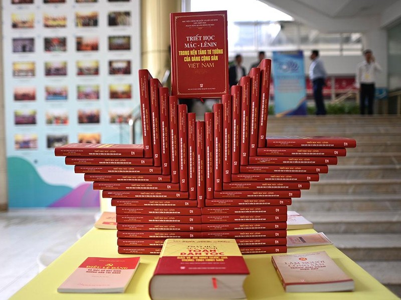 Kỷ niệm 70 năm ngày truyền thống ngành Xuất bản, In và Phát hành sách Việt Nam