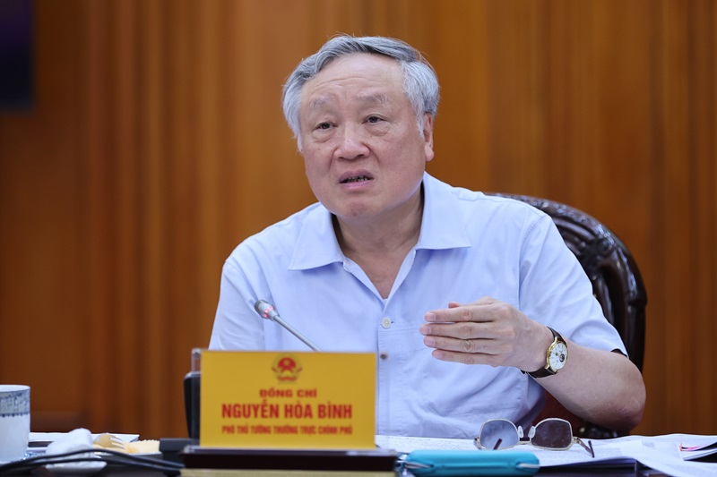 Thủ tướng chủ trì cuộc họp về xây dựng Trung tâm tài chính quốc tế tại Việt Nam