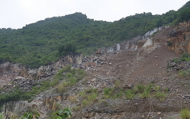 Thanh Hóa: Xử phạt doanh nghiệp khai thác đá ra ngoài ranh giới