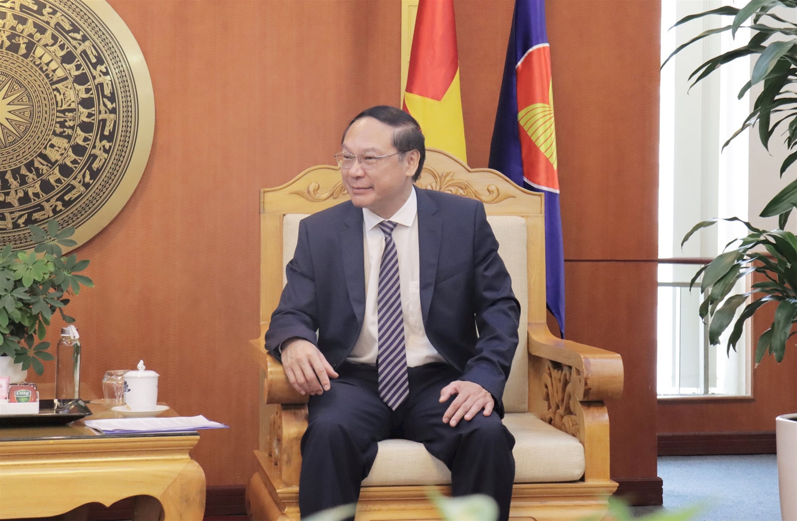 Thứ trưởng Lê Công Thành tiếp Cố vấn đặc biệt về Hành động khí hậu của Liên Hợp Quốc