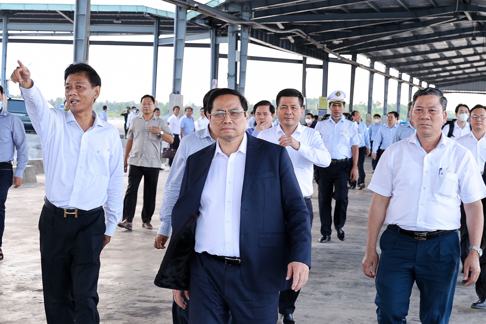 Thủ tướng khảo sát khu quy hoạch cảng lớn nhất ĐBSCL và dự án nhiệt điện Long Phú 1