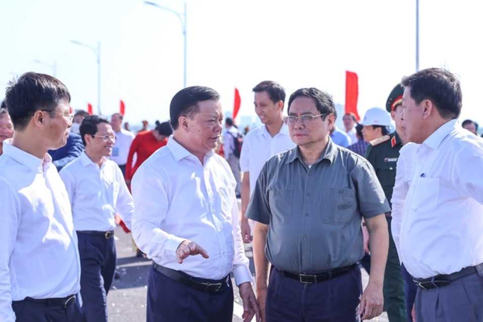 Thủ tướng Phạm Minh Chính dự lễ khánh thành cầu Vĩnh Tuy giai đoạn 2