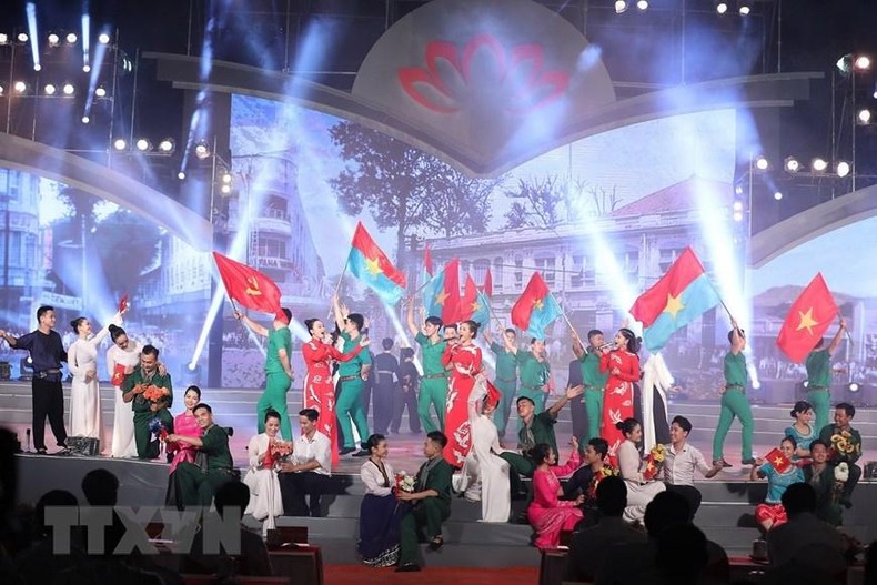 Thủ tướng Phạm Minh Chính dự chương trình nghệ thuật chính luận “Dấu ấn Võ Văn Kiệt”