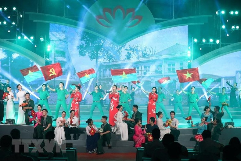 Thủ tướng Phạm Minh Chính dự chương trình nghệ thuật chính luận “Dấu ấn Võ Văn Kiệt”