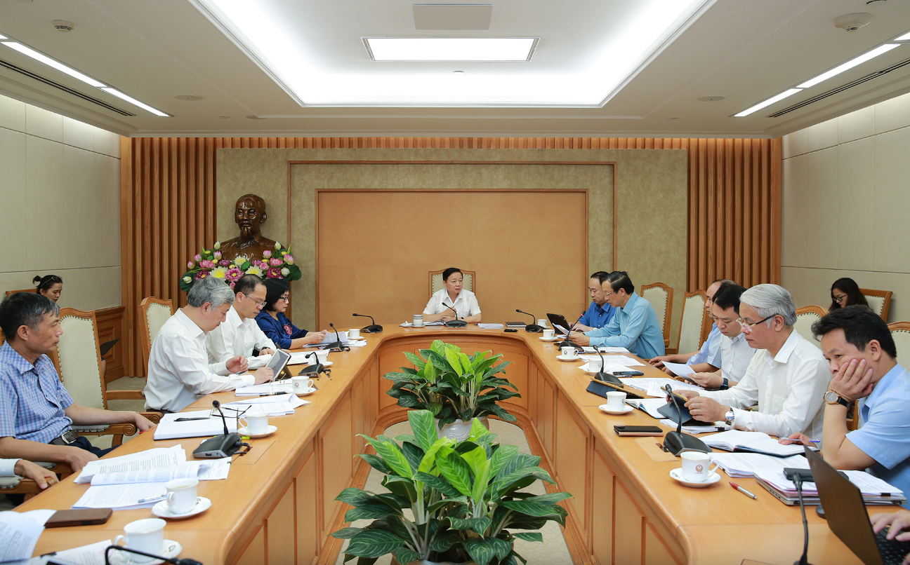 Nghiên cứu tổng thể, đánh giá toàn diện khi xây dựng chính sách học phí mới