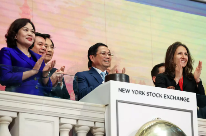 Thủ tướng rung chuông kết thúc phiên giao dịch tại sàn chứng khoán New York
