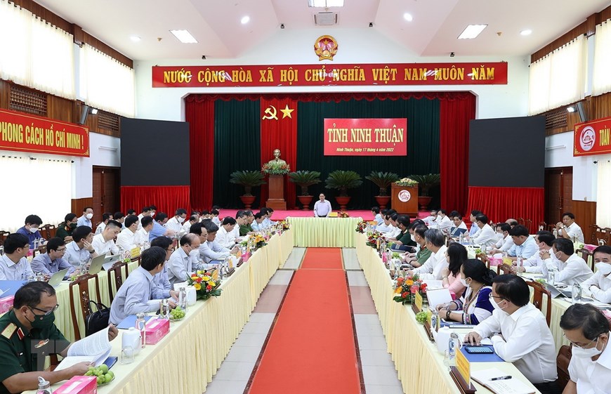 Hình ảnh Thủ tướng làm việc với lãnh đạo chủ chốt tỉnh Ninh Thuận