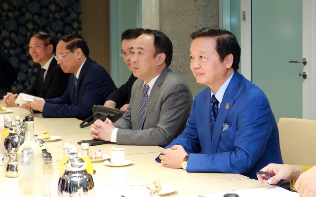 Hà Lan là một trong những đối tác hàng đầu về thương mại, đầu tư và thích ứng BĐKH