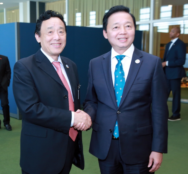 Phó Thủ tướng Trần Hồng Hà gặp Tổng thống Tajikistan và lãnh đạo FAO, UNFPA