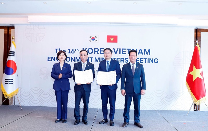 Việt Nam - Hàn Quốc: Ký kết nhiều Biên bản ghi nhớ hợp tác về EPR