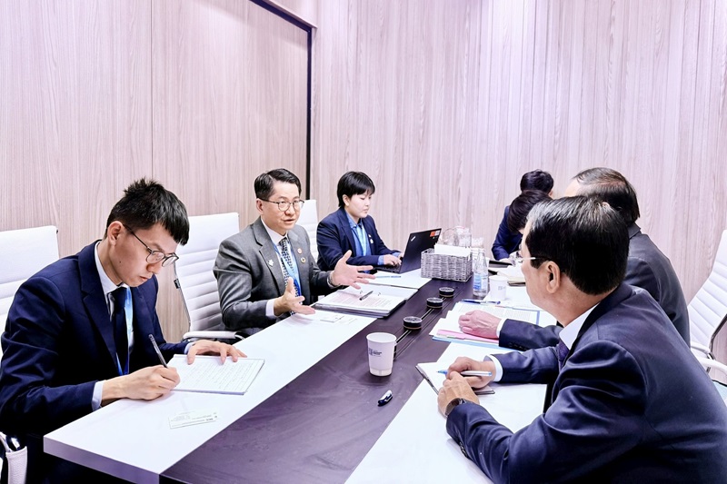 Việt Nam mong muốn thúc đẩy hợp tác bảo vệ môi trường với Singapore