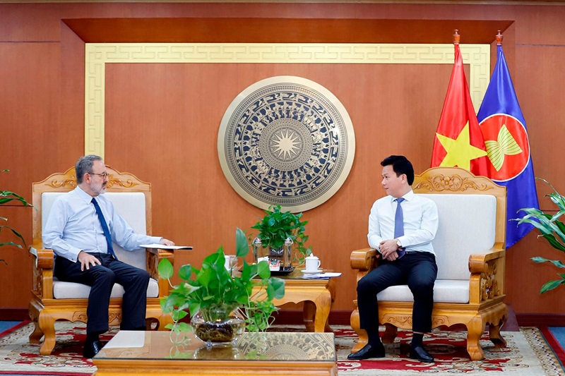 Việt Nam - Italy: Thúc đẩy mối quan hệ hợp tác trong lĩnh vực tài nguyên và môi trường ngày càng toàn diện