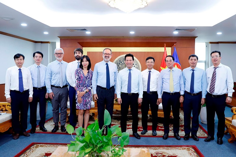 Việt Nam - Italy: Thúc đẩy mối quan hệ hợp tác trong lĩnh vực tài nguyên và môi trường ngày càng toàn diện