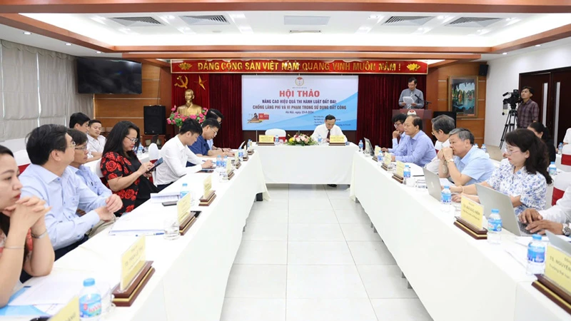 Chống lãng phí, vi phạm trong sử dụng đất công